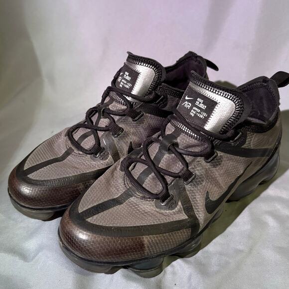 Nike Air VaporMax 2019 Black Silver Sneakers 6Y‎ (Men’s Size 6) Running Shoes - Picture 2 of 7